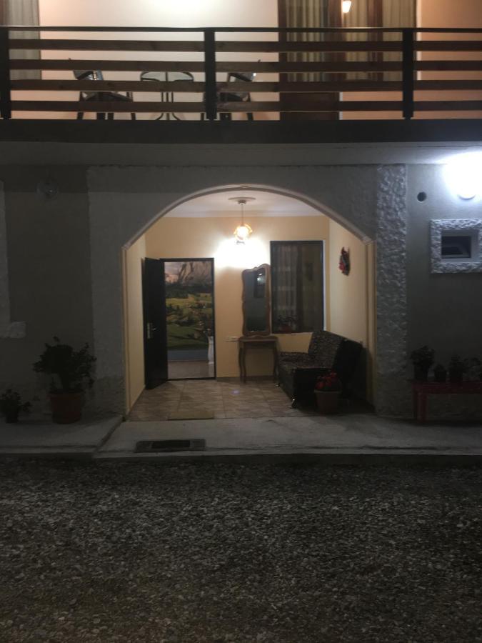Guesthouse Kurdiani In Mestia Exteriör bild