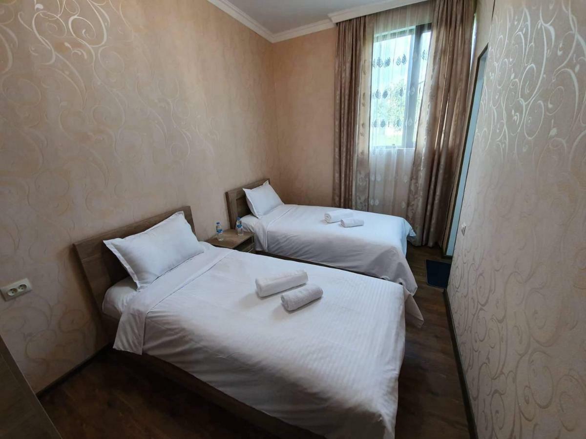 Guesthouse Kurdiani In Mestia Exteriör bild