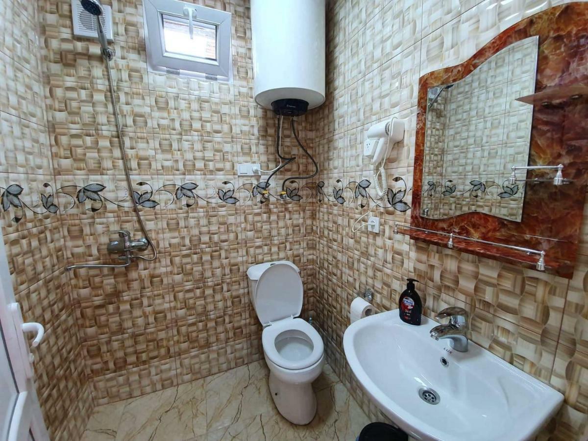 Guesthouse Kurdiani In Mestia Exteriör bild